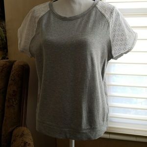 Short sleeve gray sweatshirt w/lacy white sleeves
